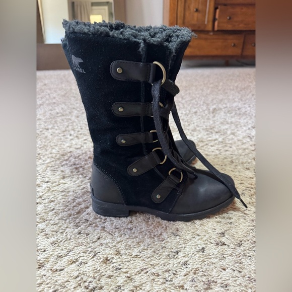 Sorel Emelie Lace Boots, Black, 7.5 - Picture 2 of 8